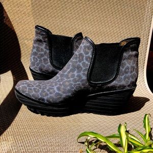 Fly London Chelsea Boots